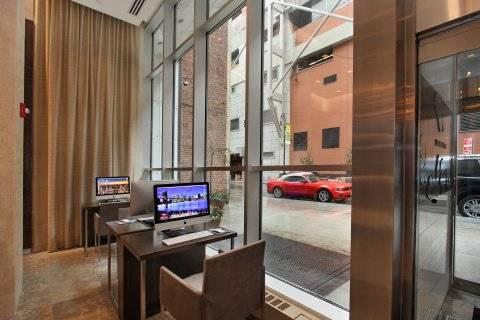 Distrikt City, Tapestry Collection By Hilton Hotel New York